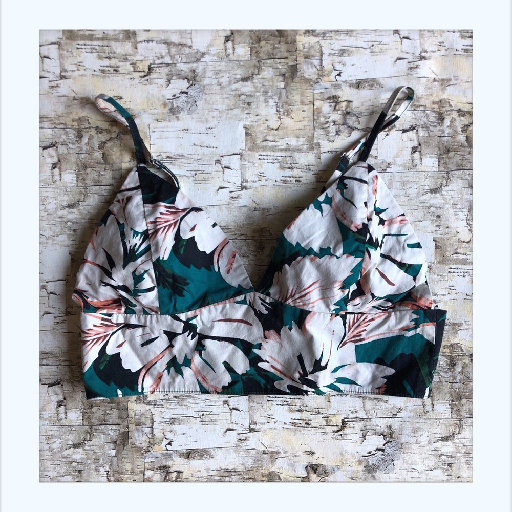 Forever 21 vacation print top